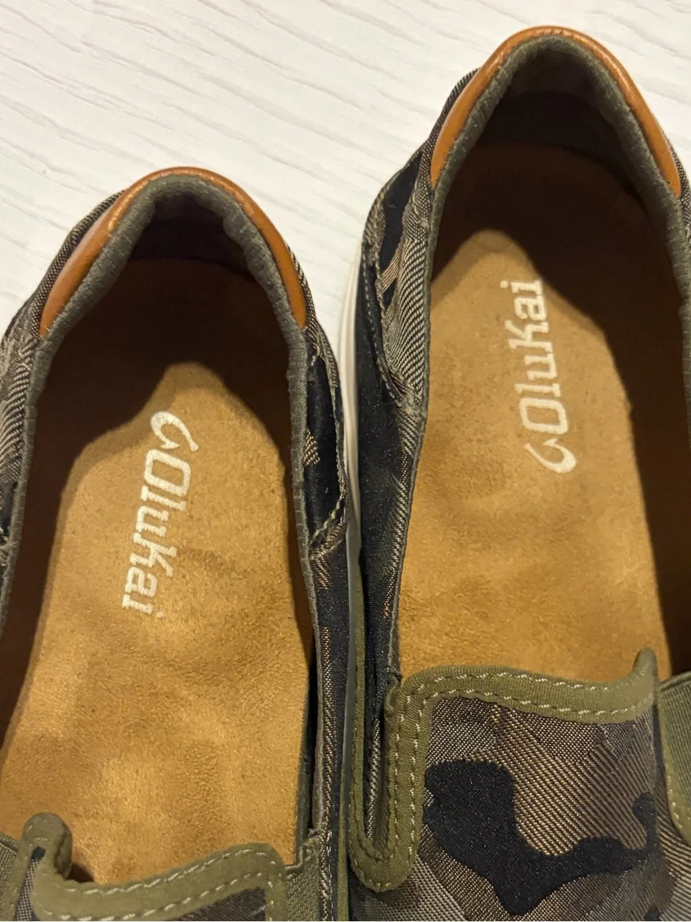 Olukai Slip-On Men’s Camouflage Canvas Sneakers - Olive/Black - Hardly Worn